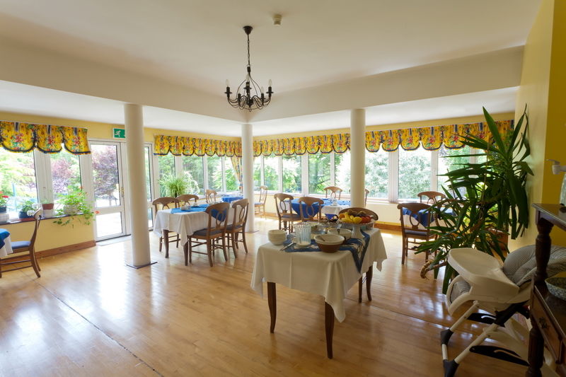 Annabella Lodge B&B มาลโลว์ ภายนอก รูปภาพ