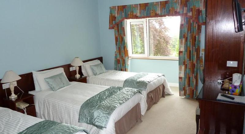 Annabella Lodge B&B มาลโลว์ ภายนอก รูปภาพ