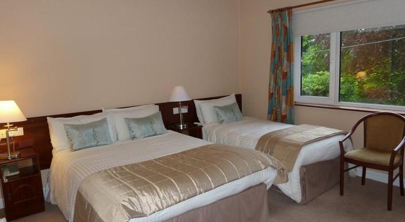 Annabella Lodge B&B มาลโลว์ ภายนอก รูปภาพ