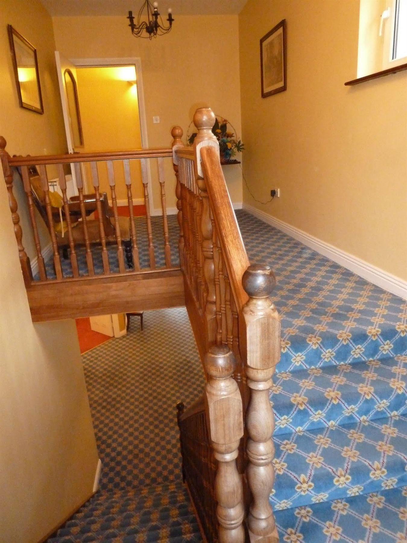 Annabella Lodge B&B มาลโลว์ ภายนอก รูปภาพ